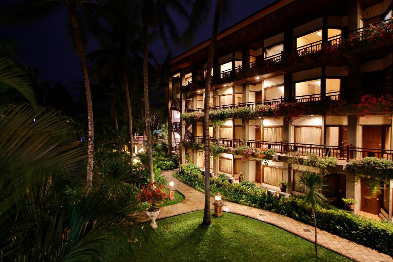 Jayakarta Hotel Lombok Senggigi Exterior foto