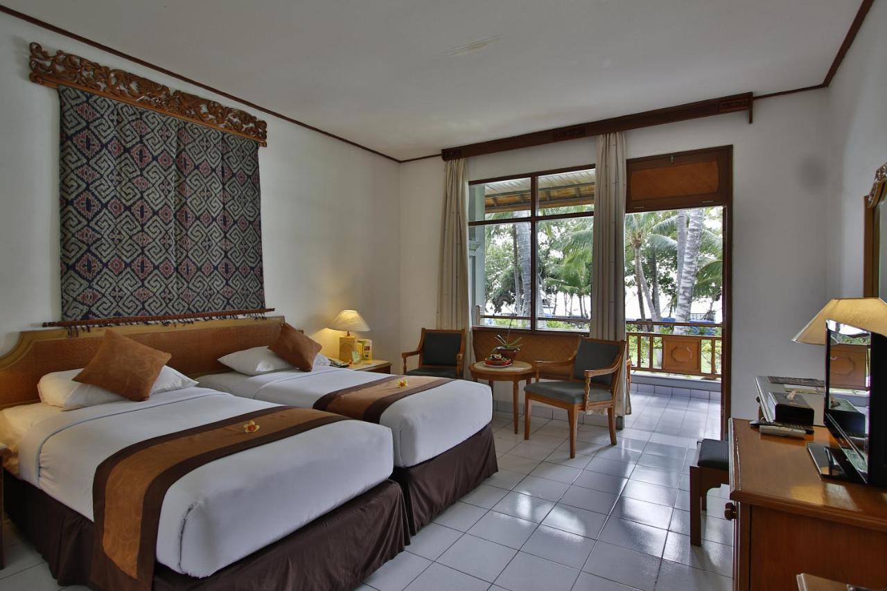 Jayakarta Hotel Lombok Senggigi Exterior foto
